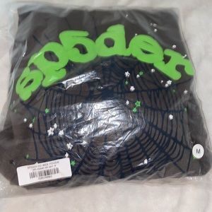 Meet your Posher, Jamire